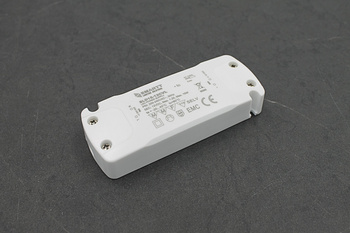 SMARTT ZASILACZ SLD 12V/15W (1,25A)